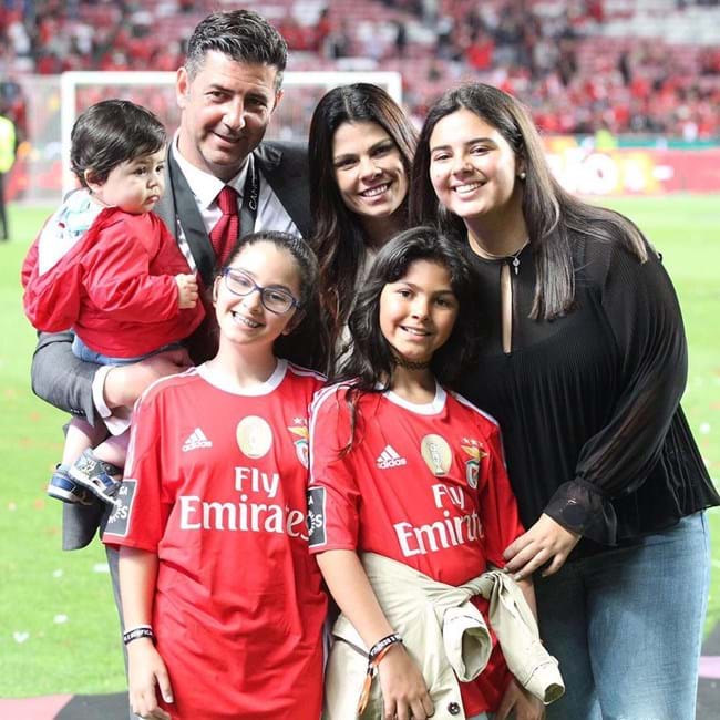Rui Vitória com a mulher e os filhos