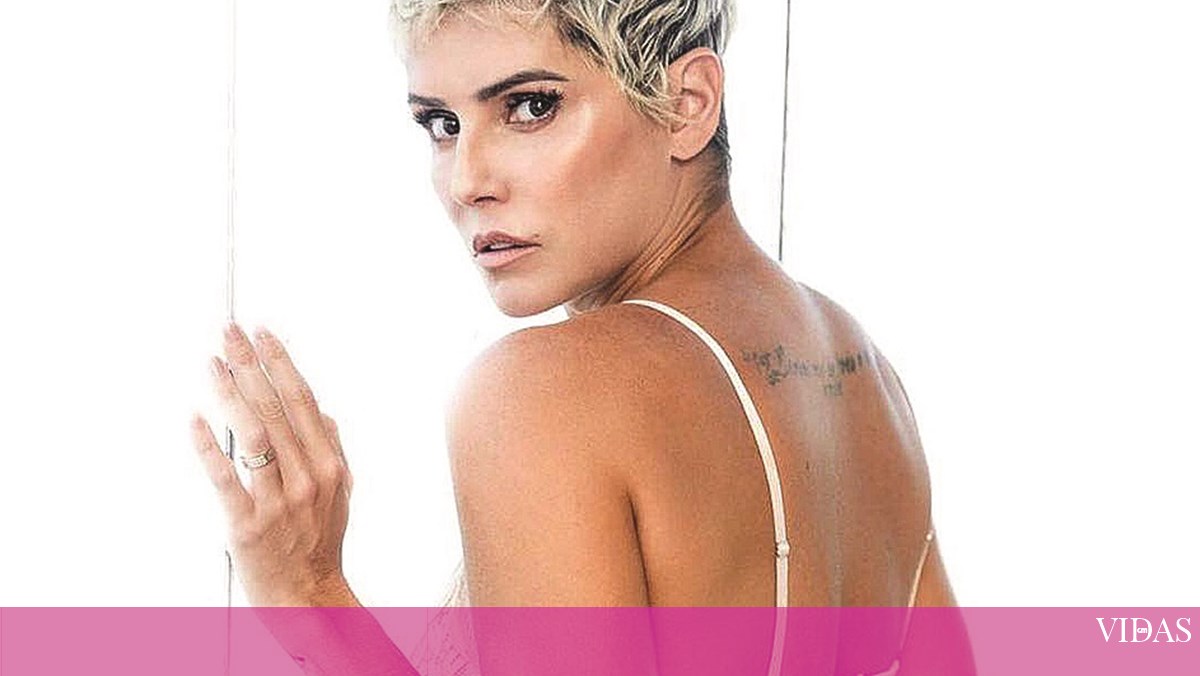 Deborah Secco Arrasa Em Lingerie A Ferver Vidas