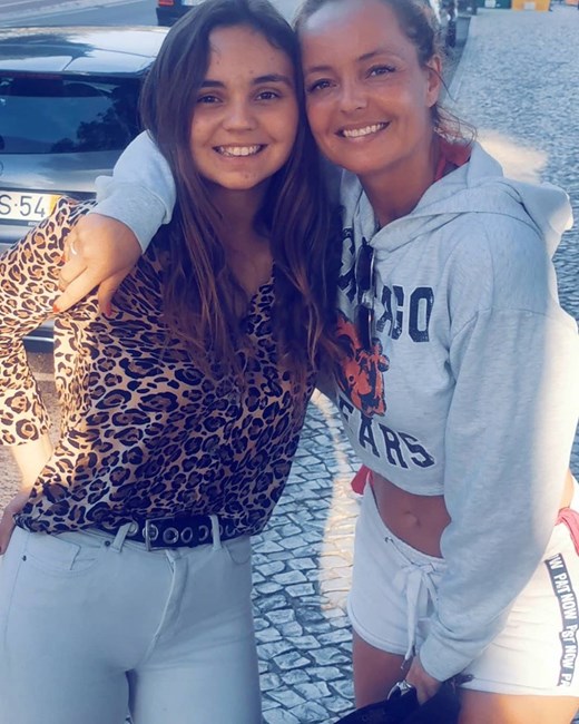 Bárbara Norton de Matos e a filha Luz