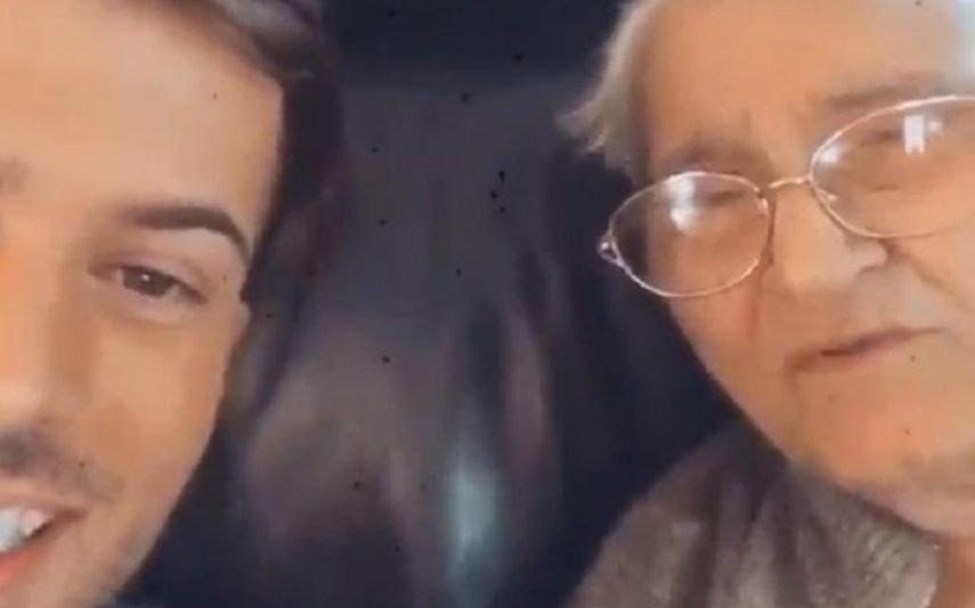 David Carreira com a avó