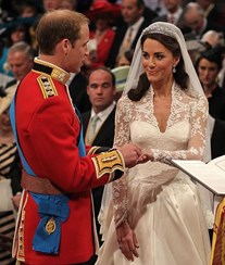 Príncipe William e Kate Middleton celebram uma década de felicidade