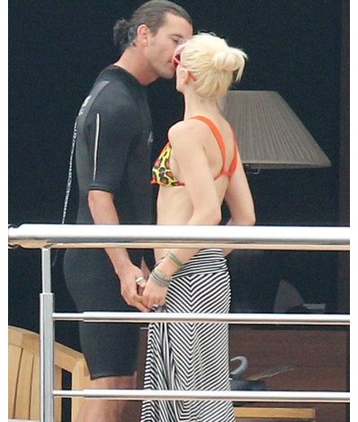 Gwen Stefani namora no iate de Abramovich