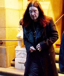 Ozzy Osbourne ferido em incêndio
