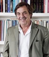 Miguel Sousa Tavares explica negócio de casa milionária 
