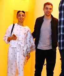 Robert Pattinson está noivo