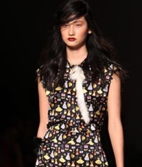 Primavera provocante no Portugal Fashion