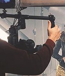 Bárbara brilha em videoclipe de Agir