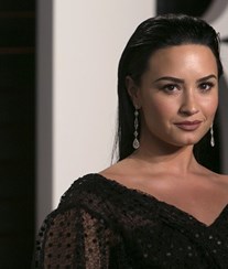 A Disney, os vícios e o regresso promissor. Terão os duros anos de Demi  Lovato chegado ao fim? – Observador