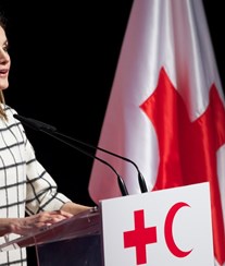 Letizia em evento da Cruz Vermelha