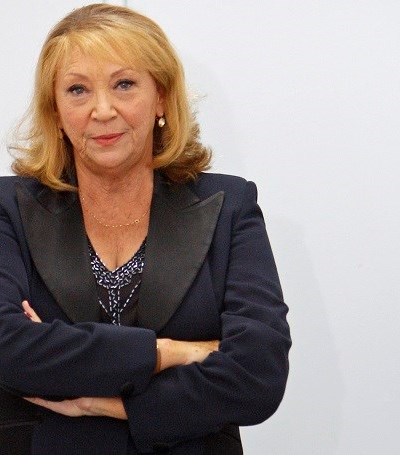 Ana Bola revoltada com salários milionários do setor televisivo