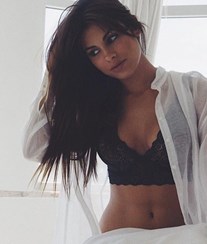 Carolina Loureiro irritada com rival em festa da SIC   