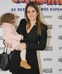 Ex-mulher de Bruno de Carvalho protege a filha