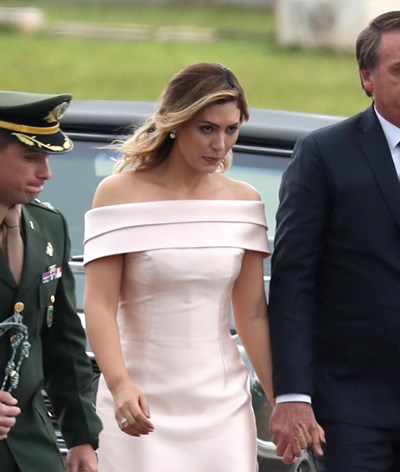 Saiba quanto custou o vestido da posse de Michelle Bolsonaro