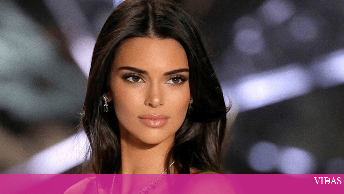 Kendall Jenner Mostra Se Em Topless Sensualidade Vidas