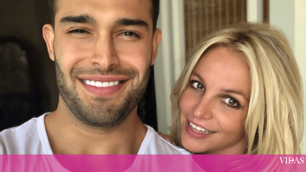 Britney Spears chased her husband with an ax – boiling