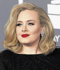 Adele perde metade da fortuna para o ex 