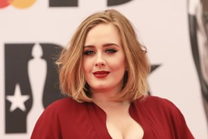 Adele traída e de coração partido