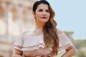 Katia Aveiro sai em defesa de Djaló na guerra com Luciana