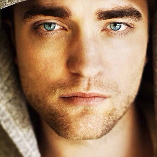 Robert Pattinson