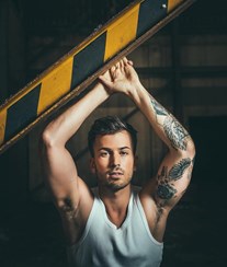Sotaque brasileiro de David Carreira deixa fãs indignados
