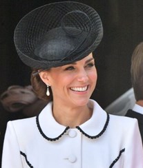 Kate Middleton foi vista num mercado rural em Windsor "feliz, relaxada e saudável". Veja o vídeo