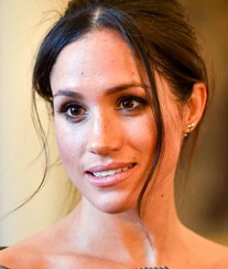 Fãs loucos com nova sósia de Meghan Markle