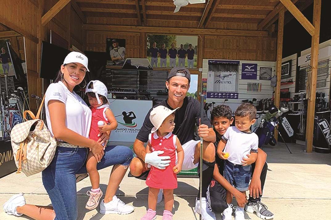 Penteado de Cristiano Ronaldo dá que falar - a Ferver - Vidas