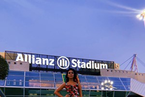 Georgina usa look milionário para apoiar Cristiano Ronaldo