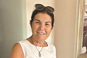 Dolores Aveiro surge visivelmente mais magra: “Faço caminhadas e fecho a boca”  