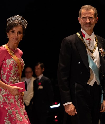 Rainha Letizia brilha com a tiara mais valiosa da coroa