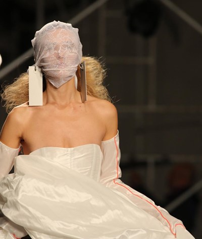 Propostas de jovens criadores brilham no arranque do Portugal Fashion no Porto 