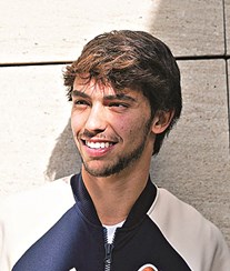 João Félix mostra-se solidário e faz donativo a hospital