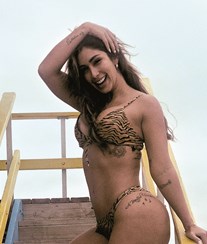 Cindy Alvarez Garcia atrevida com novo visual   