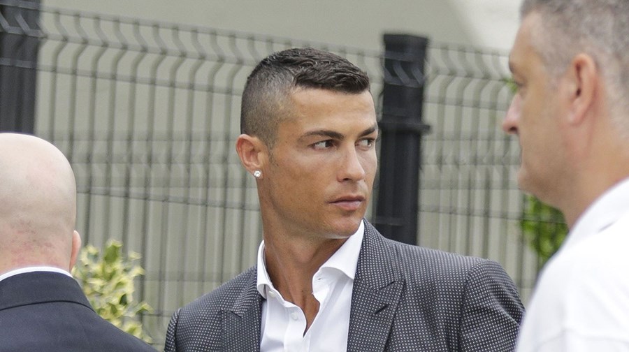 Penteado de Cristiano Ronaldo dá que falar - a Ferver - Vidas