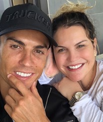 Katia Aveiro recorda momentos inéditos da infância com Cristiano Ronaldo