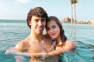 Margarida Corceiro exibe luxos ao lado de João Félix