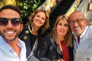 Famosos juntam-se para defender amigo ameaçado por pirata informático