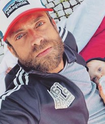 Diogo Amaral justifica porque é que "só" coloca fotografias do filho Oliver