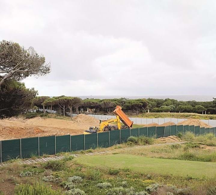 Este é o terreno em que Ronaldo está a construir casa em Cascai