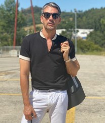 Cláudio Ramos deixa 'recado' após críticas: "Façam mais amor"
