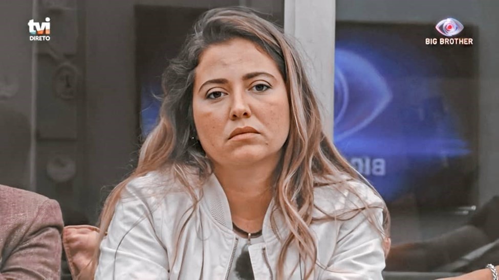 Não conseguia parar de olhar para ti.” Anna Cramling revela os comentários  indesejados que recebeu por jogar xadrez - CNN Portugal