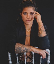Blaya provoca admiradores após ser ignorada: "Quando posto o meu c*.... uma data gostos"