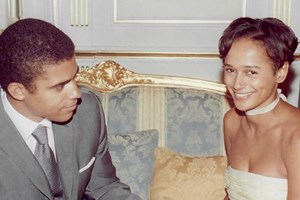 Isabel dos Santos recorda marido com fotografia especial do casamento