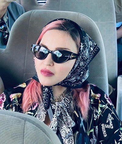 Madonna tem novo namorado 35 anos mais novo