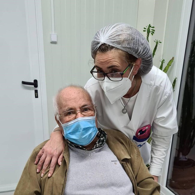Jorge Gabriel mantinha uma relação próxima com o pai, Albano Fialho, apesar da distância física que os separava e que se agravou com a pandemia