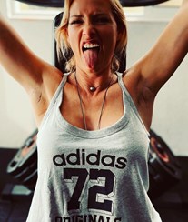 Namorado ajuda Fernanda Serrano a perder peso