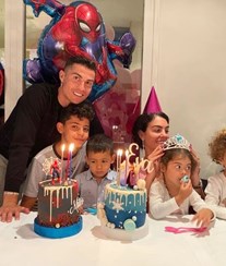 Ronaldo faz festa em família para celebrar o aniversário dos gémeos Eva e Mateo