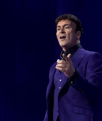 Tony Carreira gradece aos fãs após esgotar concerto de regresso aos palcos