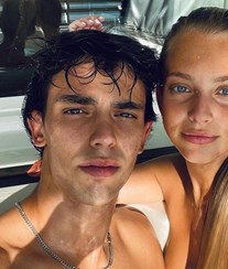 João Félix e Margarida Corceiro em escapadinha romântica em Troia