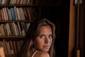 Irmã de Constança Braddell faz tatuagem em sua homenagem 